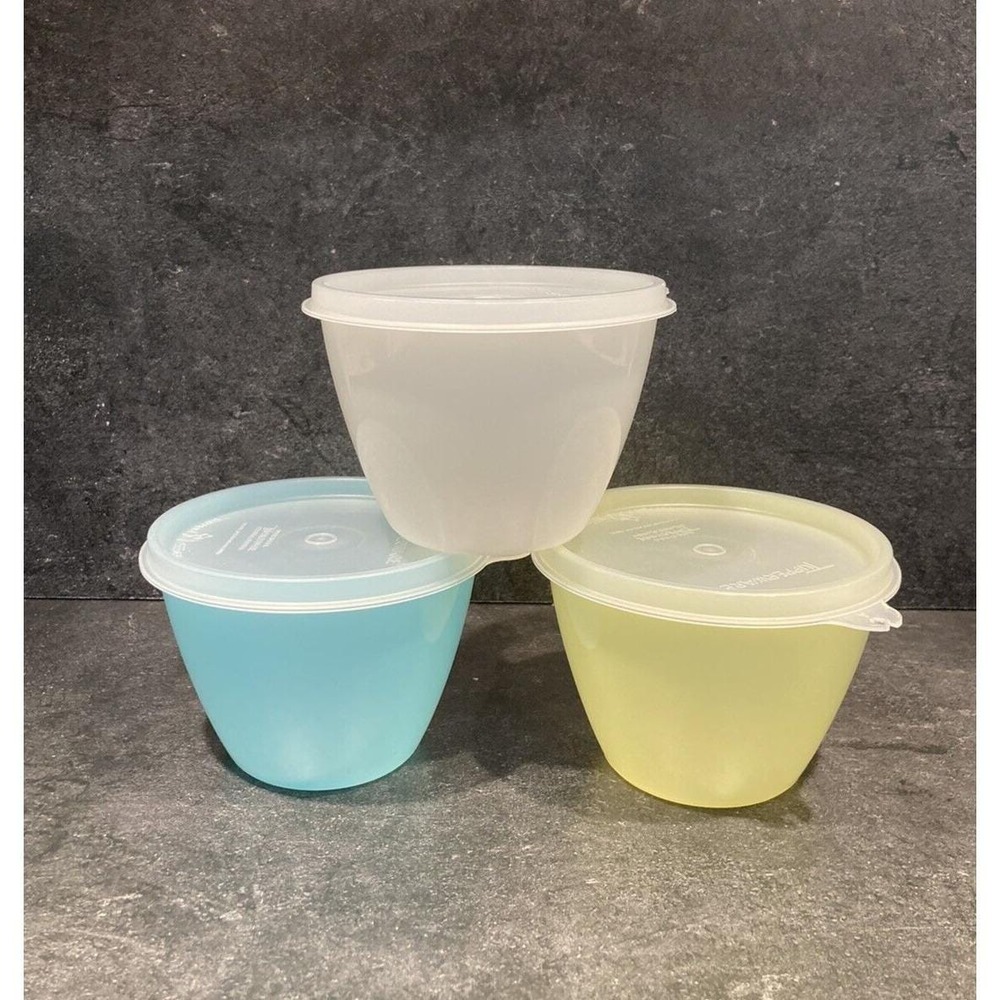 Vtg 60s Tupperware #148 Yellow Blue Sheer Refrigerator Container w #215 Lid